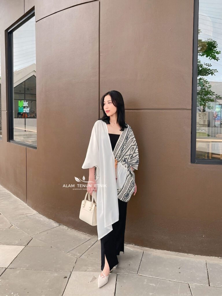 Olivia Outer Ivory Grey