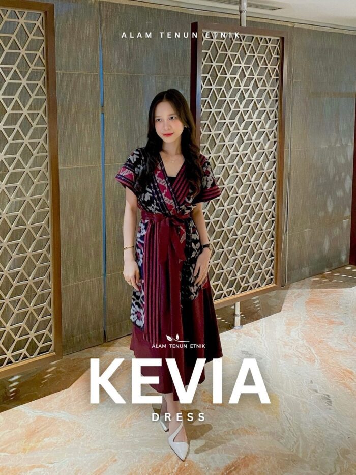 Kevia Dress