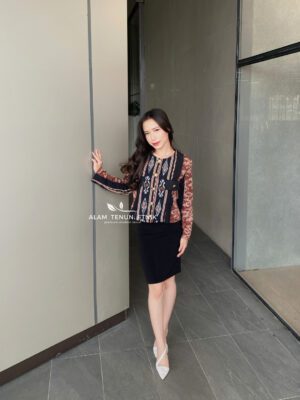 Aruna Blazer Mahogany