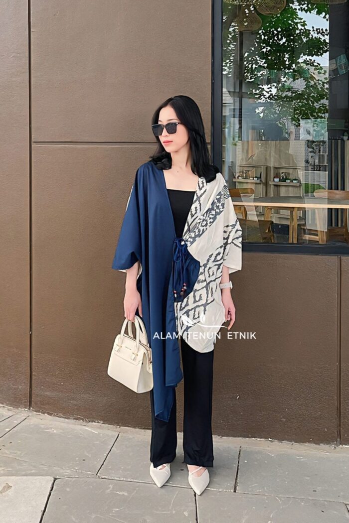Olivia Outer Midnight White Navy