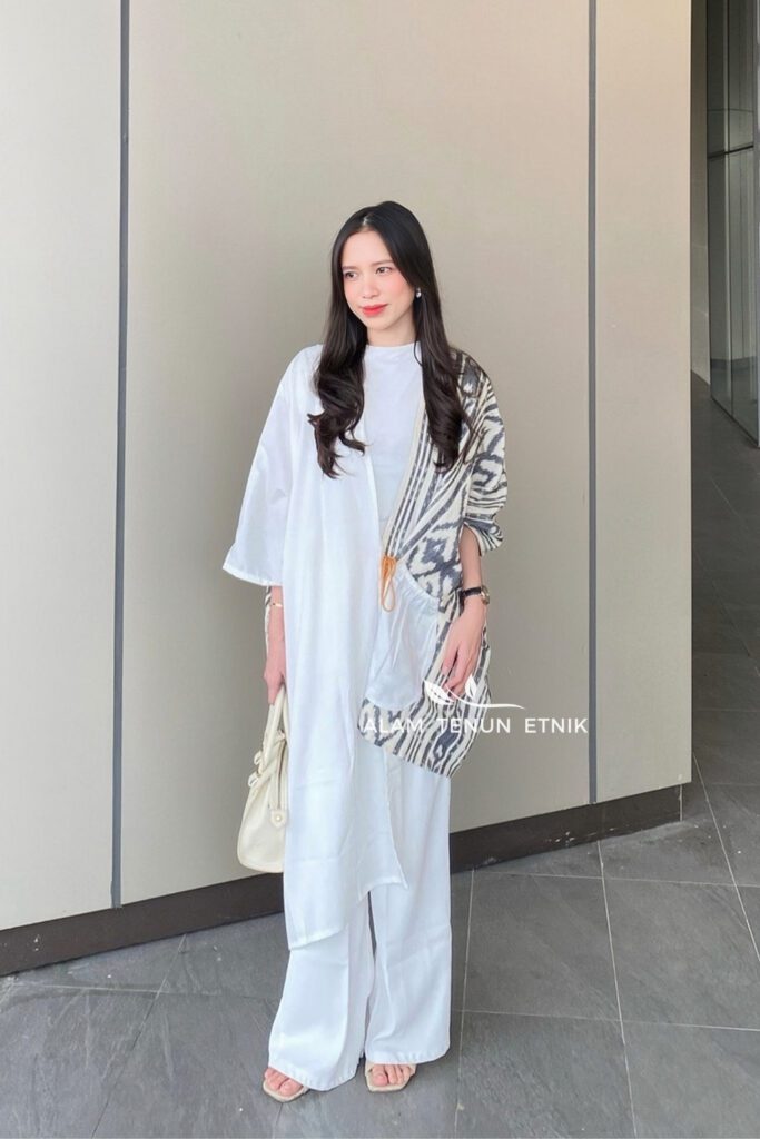 Olivia Outer Ivory Grey