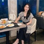 Kevia Dress Ivory Grey photo review