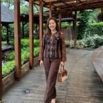 Aruna Blazer Mahogany photo review