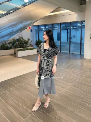 Kevia Dress Black Grey