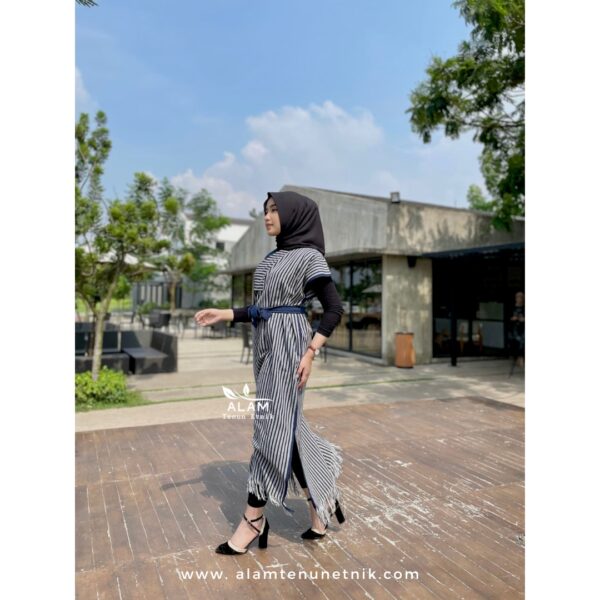 Deana Dress Navy Lurik - Image 3