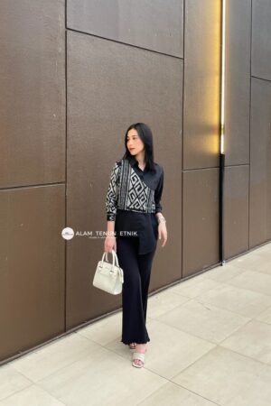 kirana-shirt-black-heritage