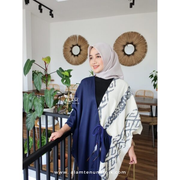 Olivia Dress White Navy