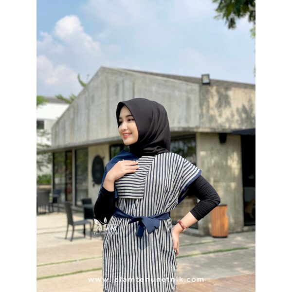 Deana Dress Navy Lurik - Image 7