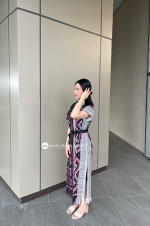 deana-dress-red-spiral