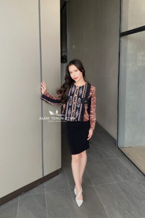 aruna-blazer-mahogany